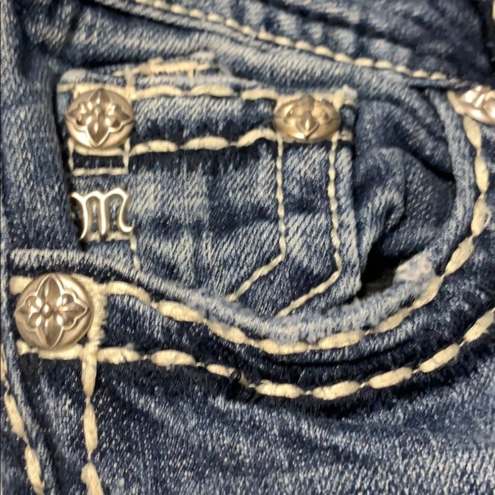 Jeans - Picture 2 of 10